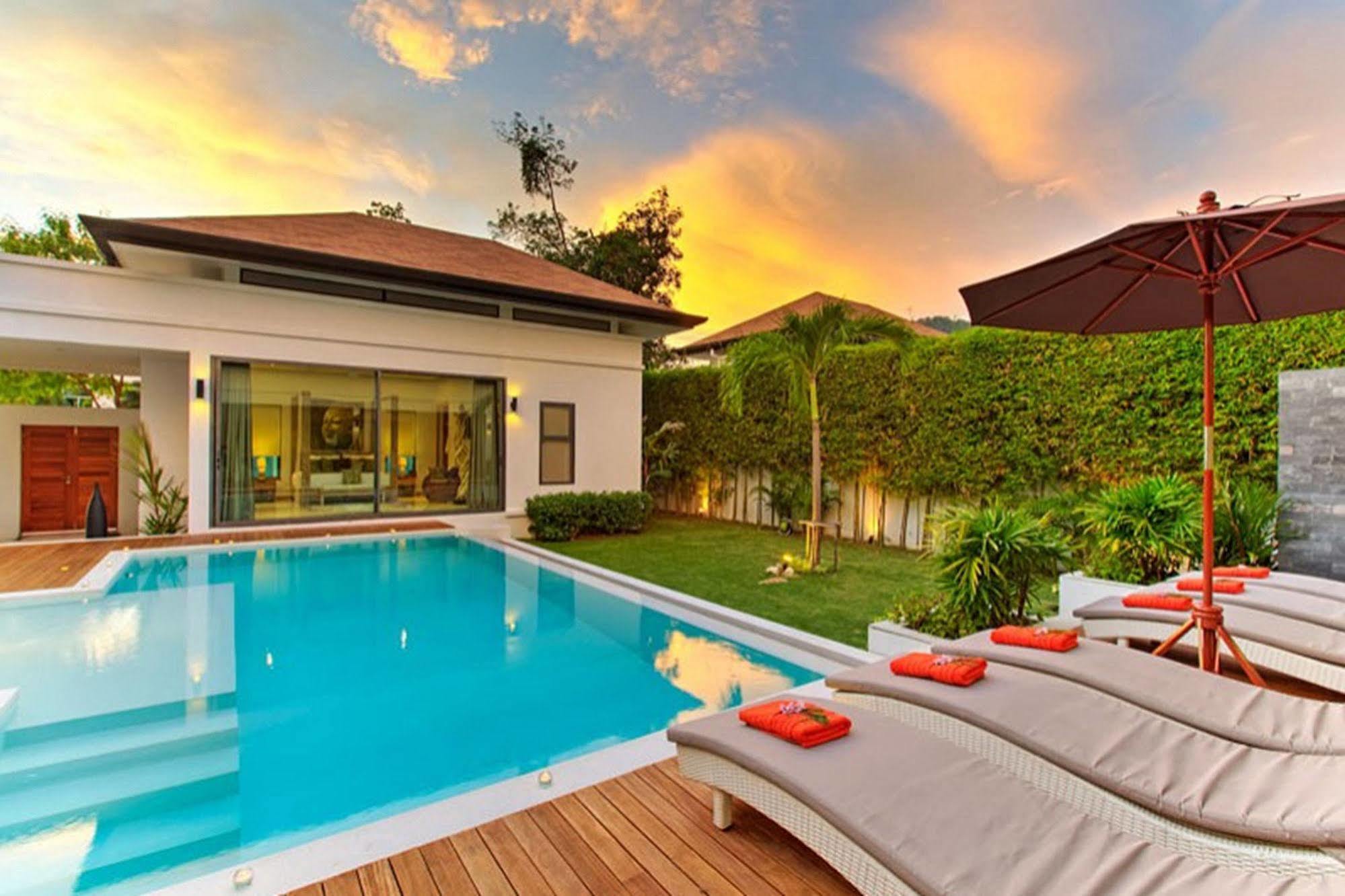 Baannaraya Pool Villas Residence Rawai Bagian luar foto