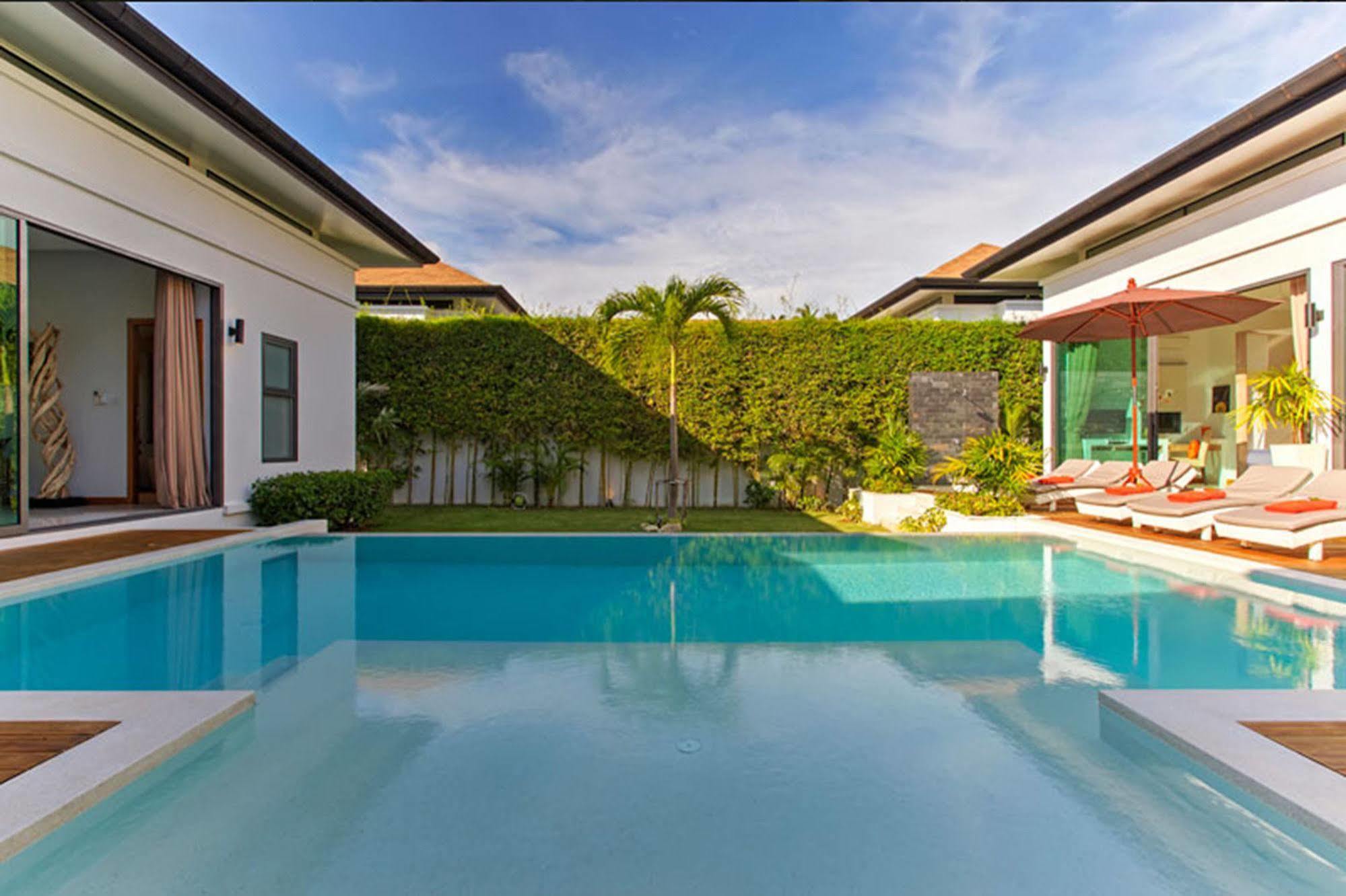 Baannaraya Pool Villas Residence Rawai Bagian luar foto
